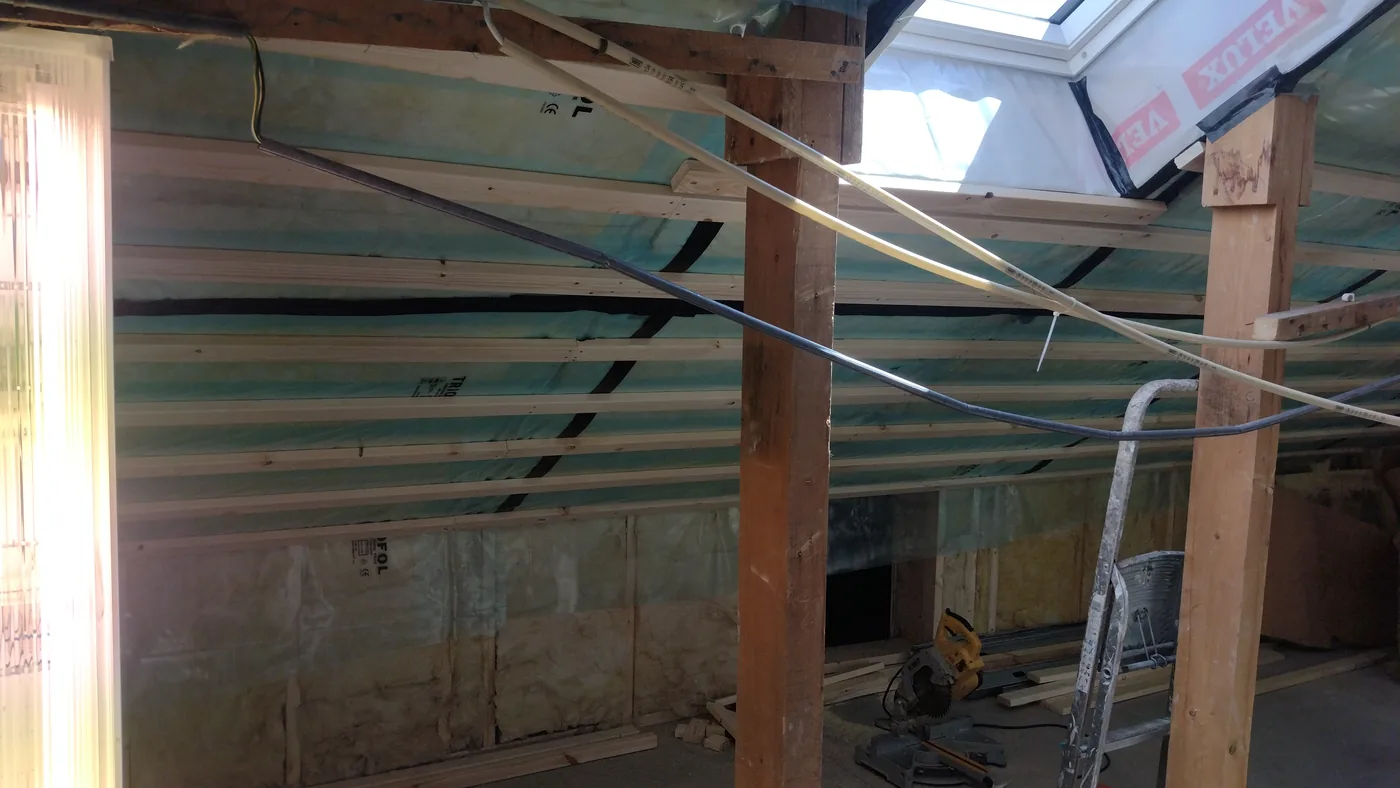 Vindsrenovering utförd av Robert’s Hantverks Service (7 av 7)